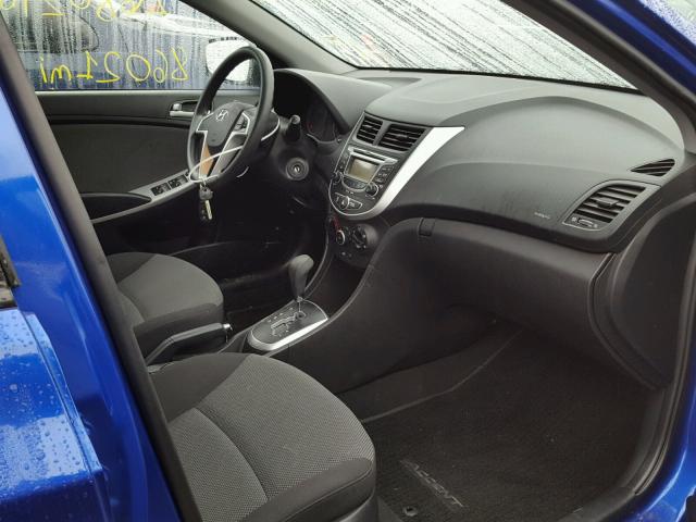 KMHCT5AE8DU085255 - 2013 HYUNDAI ACCENT GLS BLUE photo 5