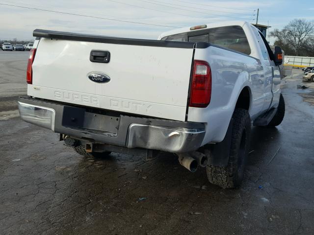 1FTSX21R08EE15458 - 2008 FORD F250 SUPER WHITE photo 4