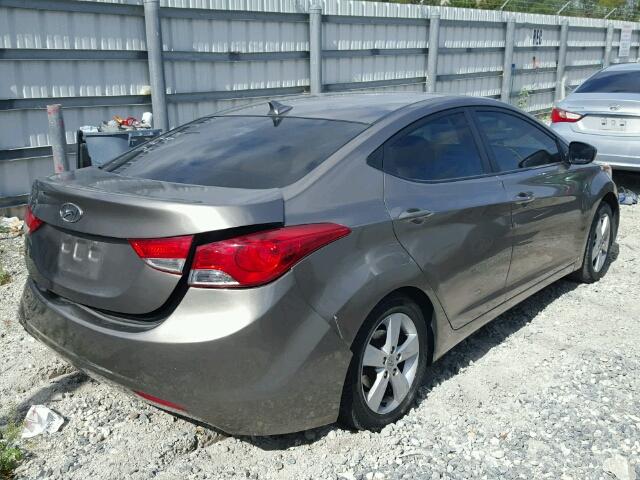 5NPDH4AE4DH395742 - 2013 HYUNDAI ELANTRA GL TAN photo 4