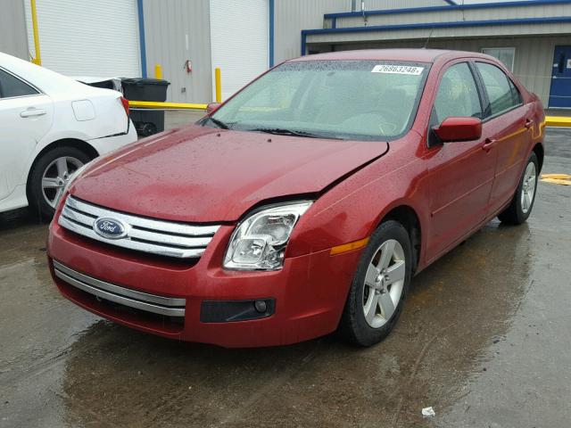 3FAHP07Z57R129581 - 2007 FORD FUSION SE RED photo 2