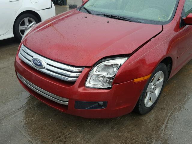 3FAHP07Z57R129581 - 2007 FORD FUSION SE RED photo 9