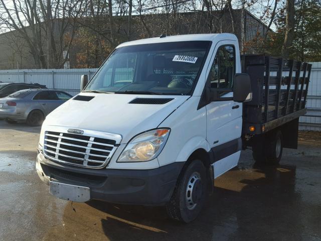 WDPPF345379344456 - 2007 FREIGHTLINER SPRINTER 3 WHITE photo 2