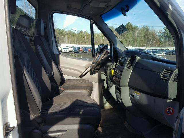 WDPPF345379344456 - 2007 FREIGHTLINER SPRINTER 3 WHITE photo 5