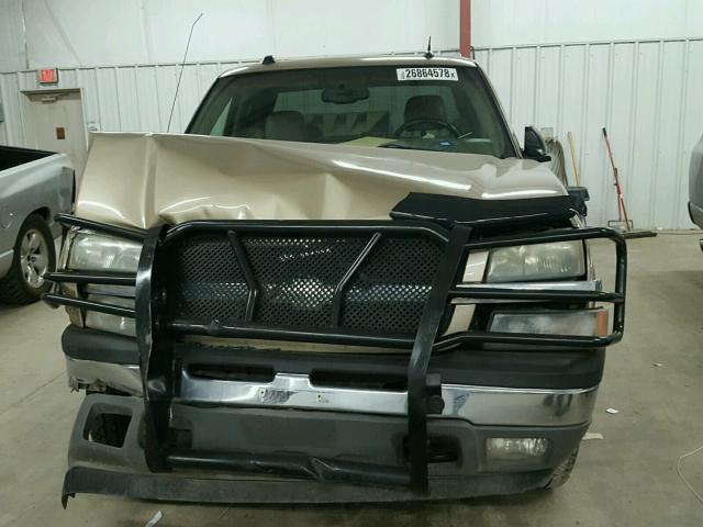 1GCEK19B05E265635 - 2005 CHEVROLET SILVERADO GOLD photo 7