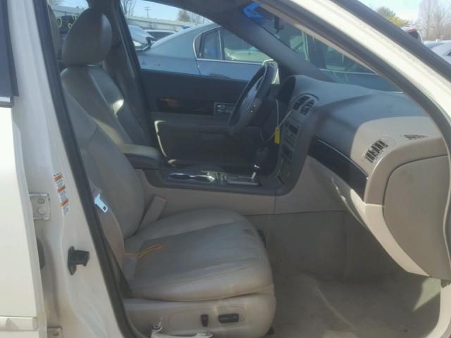 1LNHM86S74Y686037 - 2004 LINCOLN LS 白色 照片 5