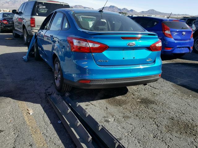 1FADP3F24EL237755 - 2014 FORD FOCUS SE BLUE photo 3