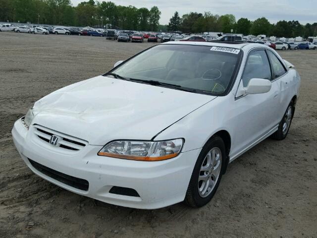 1HGCG22552A005769 - 2002 HONDA ACCORD EX WHITE photo 2