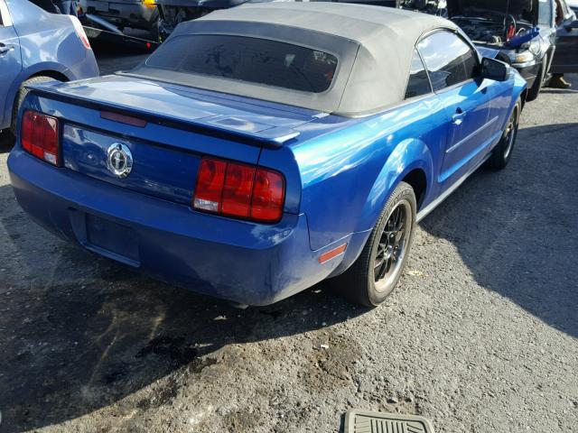 1ZVHT84N085204565 - 2008 FORD MUSTANG BLUE photo 4