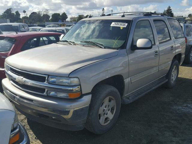 1GNEK13T15R111808 - 2005 CHEVROLET TAHOE K150 BEIGE photo 2