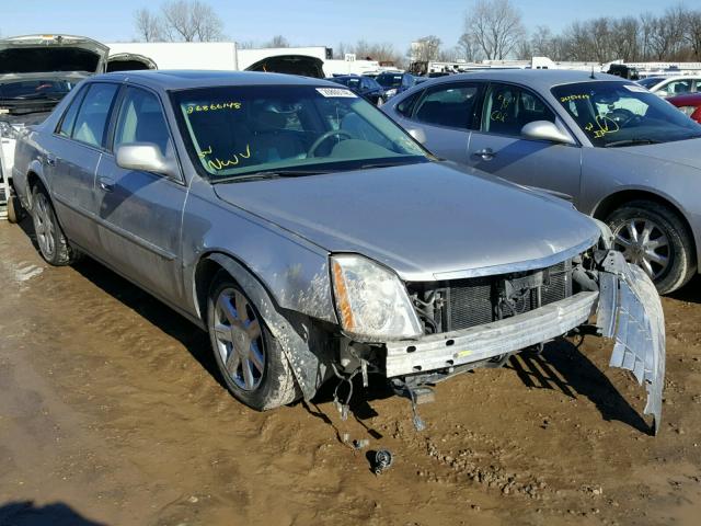 1G6KD57Y37U192395 - 2007 CADILLAC DTS SILVER photo 1