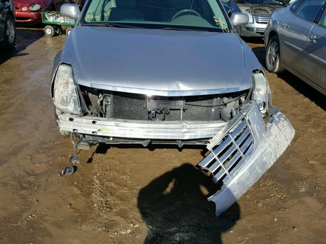 1G6KD57Y37U192395 - 2007 CADILLAC DTS SILVER photo 9