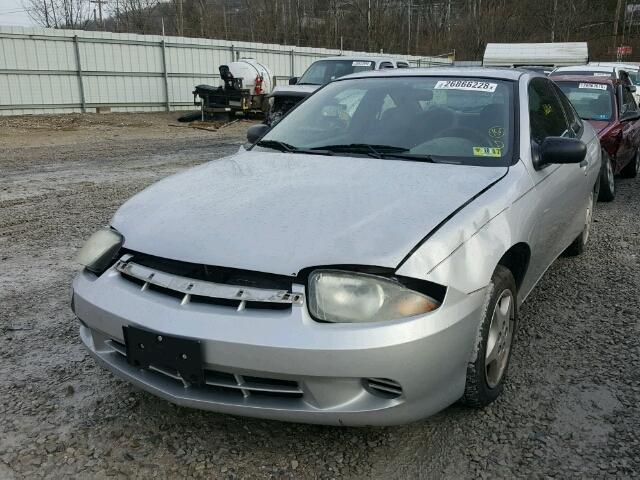 1G1JC12F557104008 - 2005 CHEVROLET CAVALIER SILVER photo 2