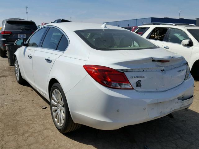 2G4GS5EK0C9125280 - 2012 BUICK REGAL PREM WHITE photo 3