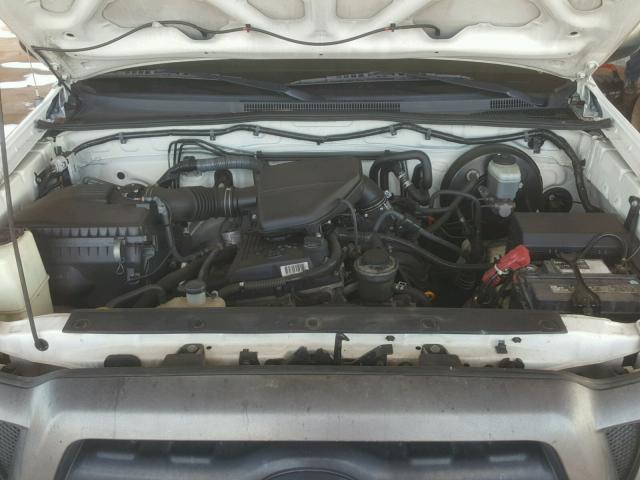 5TENX22N07Z410801 - 2007 TOYOTA TACOMA WHITE photo 7