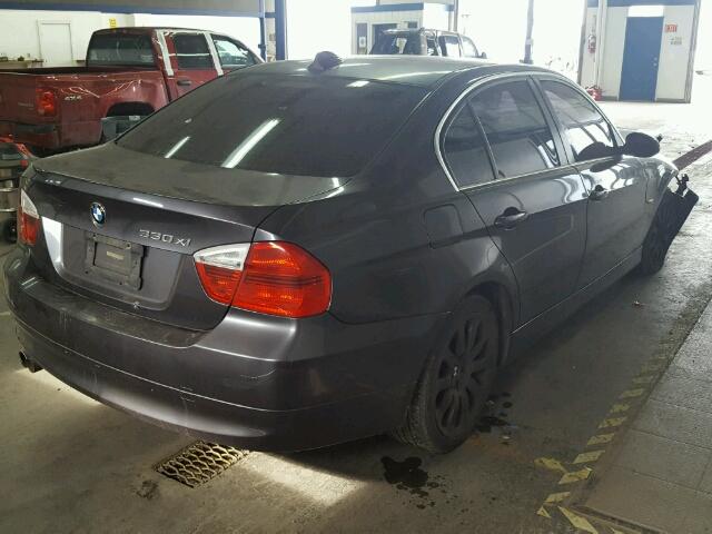 WBAVD33526KV63743 - 2006 BMW 330 XI GRAY photo 4