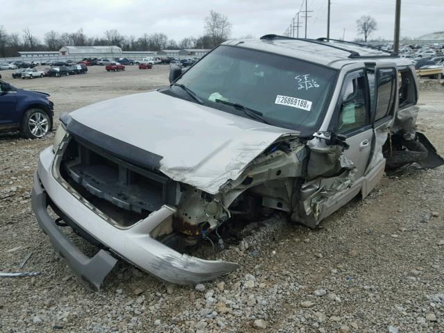 1FMFU16L53LB23457 - 2003 FORD EXPEDITION SILVER photo 2