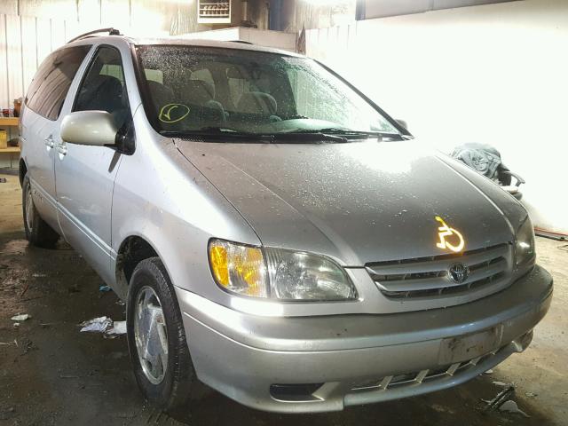 4T3ZF13C52U503216 - 2002 TOYOTA SIENNA LE SILVER photo 1