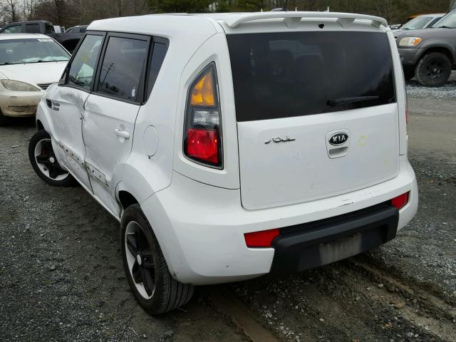 KNDJT2A26B7279228 - 2011 KIA SOUL + WHITE photo 3