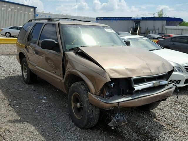 1GNCS13W32K199430 - 2002 CHEVROLET BLAZER BROWN photo 1