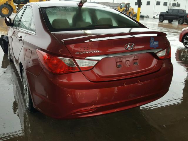 5NPEB4AC3BH030650 - 2011 HYUNDAI SONATA GLS MAROON photo 3