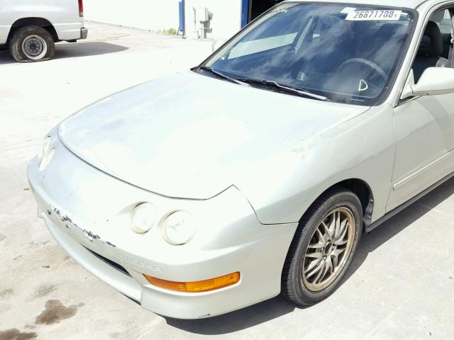 JH4DB766XWS000132 - 1998 ACURA INTEGRA GS GRAY photo 9