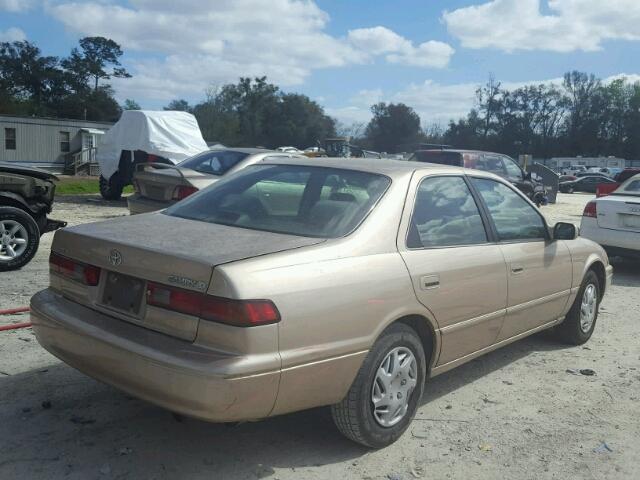 4T1BG22K4XU398939 - 1999 TOYOTA CAMRY CE TAN photo 4