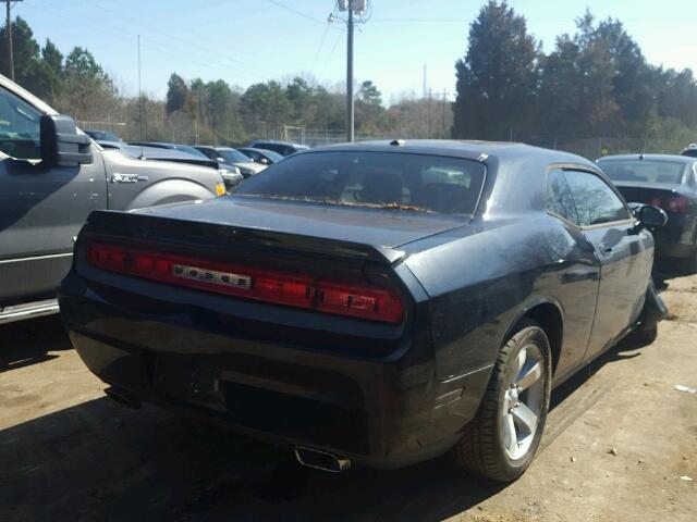 2B3LJ54T09H605481 - 2009 DODGE CHALLENGER BLACK photo 4