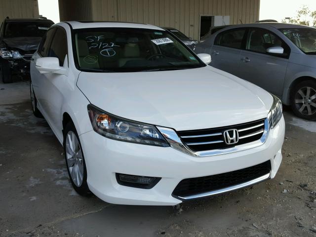 1HGCR3F85FA006267 - 2015 HONDA ACCORD EXL WHITE photo 1