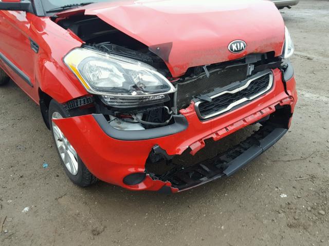 KNDJT2A60D7489121 - 2013 KIA SOUL + RED photo 9