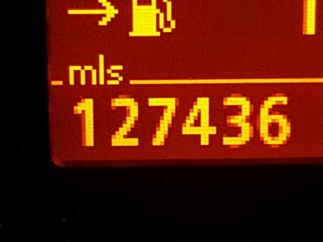 WBANF33526CS35131 - 2006 BMW 525 XI BLACK photo 8