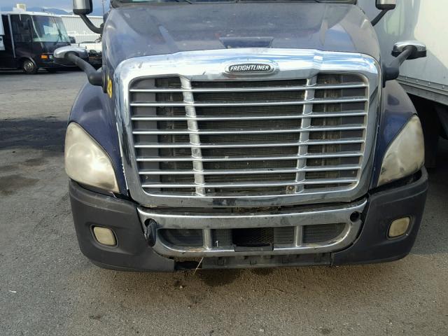 1FUJGLCK39LAJ1628 - 2009 FREIGHTLINER CASCADIA 1 BLUE photo 7