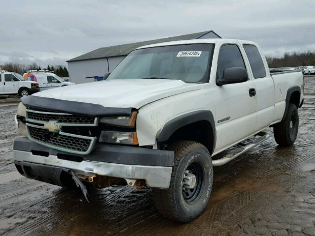 1GCHK29G36E172706 - 2006 CHEVROLET SILVERADO WHITE photo 2