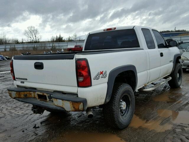 1GCHK29G36E172706 - 2006 CHEVROLET SILVERADO WHITE photo 4