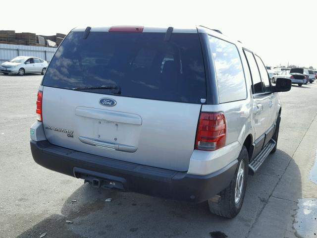 1FMRU15WX3LB60349 - 2003 FORD EXPEDITION SILVER photo 4