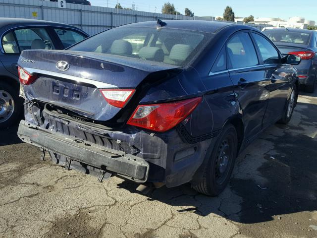 5NPEB4AC5DH591418 - 2013 HYUNDAI SONATA GLS BLUE photo 4