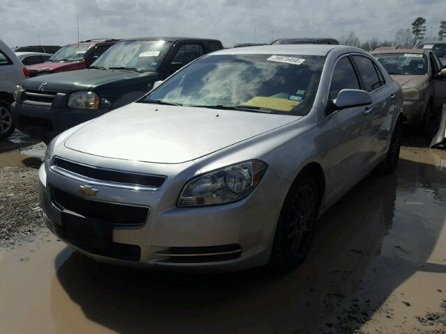 1G1ZC5E0XCF175290 - 2012 CHEVROLET MALIBU 1LT SILVER photo 2