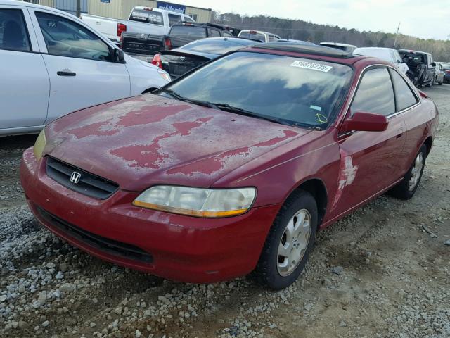 1HGCG325XWA004192 - 1998 HONDA ACCORD EX RED photo 2