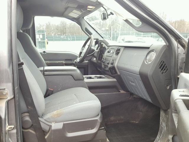 1FT7W2B68BEB71434 - 2011 FORD F250 SUPER GRAY photo 5