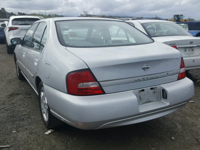 1N4DL01A41C151588 - 2001 NISSAN ALTIMA GXE WHITE photo 3