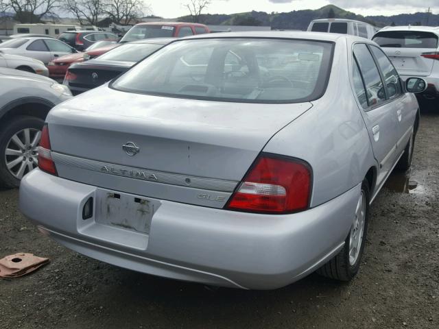 1N4DL01A41C151588 - 2001 NISSAN ALTIMA GXE WHITE photo 4