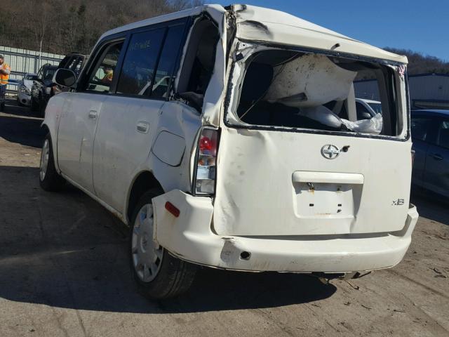 JTLKT324064108822 - 2006 TOYOTA SCION XB WHITE photo 3