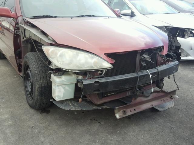 4T1BE30K15U071278 - 2005 TOYOTA CAMRY LE RED photo 9