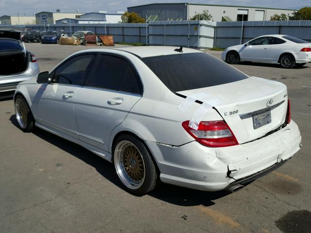 WDDGF81X89F303504 - 2009 MERCEDES-BENZ C 300 4MAT WHITE photo 3