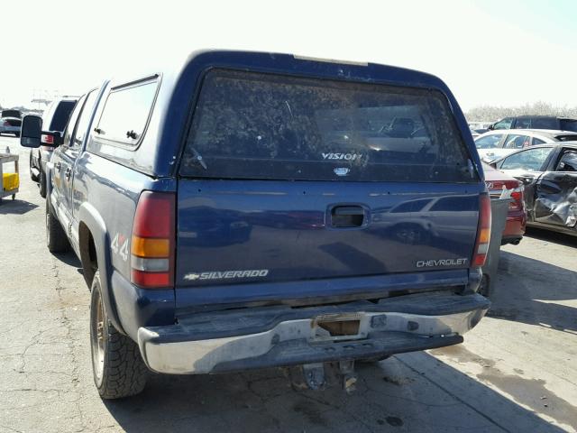 1GCHK23142F156944 - 2002 CHEVROLET SILVERADO BLUE photo 3