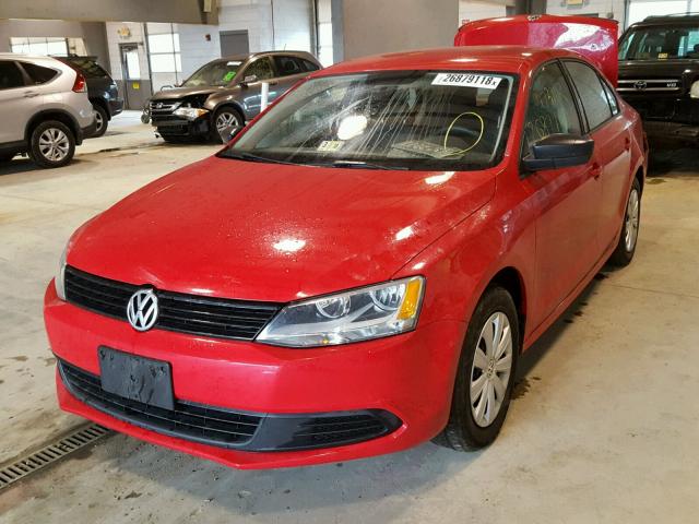 3VW1K7AJ2EM442309 - 2014 VOLKSWAGEN JETTA BASE RED photo 2