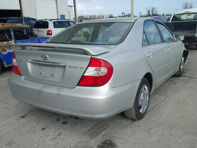 4T1BE32K23U136259 - 2003 TOYOTA CAMRY LE SILVER photo 4