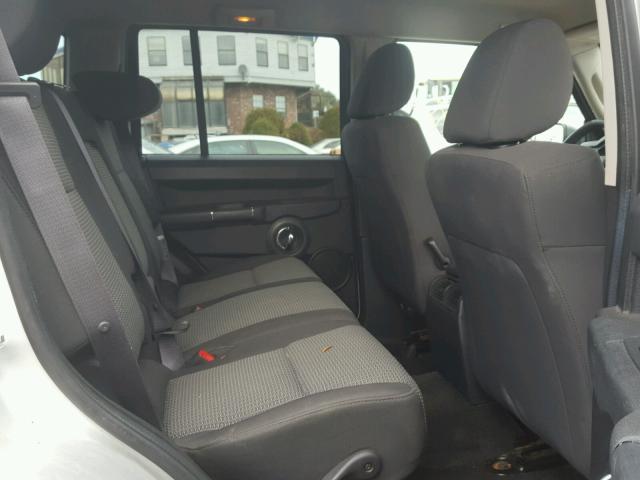 1J8HG48KX9C558437 - 2009 JEEP COMMANDER 银色 照片 6