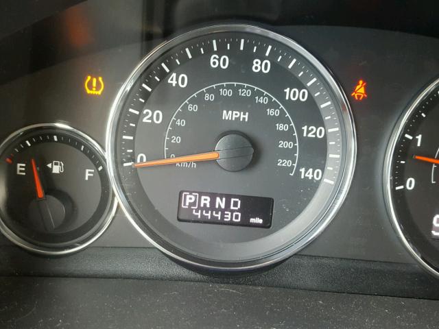 1J8HG48KX9C558437 - 2009 JEEP COMMANDER 银色 照片 8