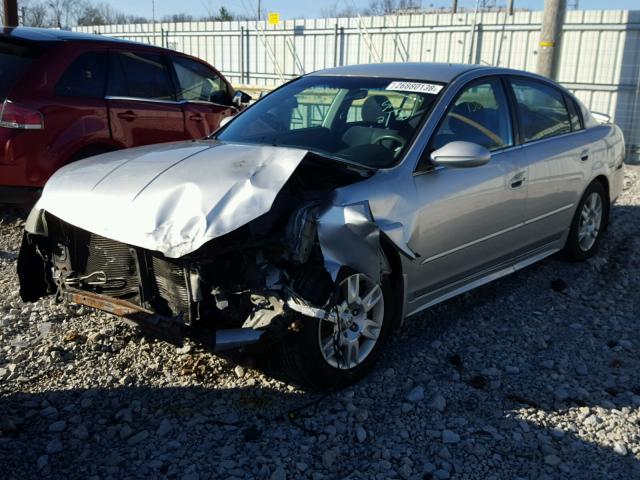 1N4AL11DX5N455148 - 2005 NISSAN ALTIMA S SILVER photo 2