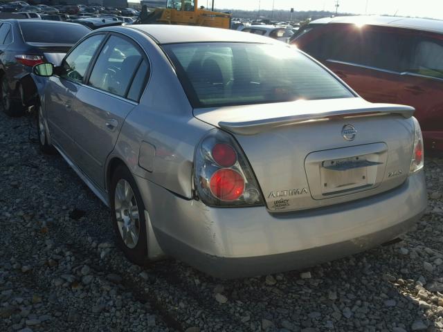 1N4AL11DX5N455148 - 2005 NISSAN ALTIMA S SILVER photo 3